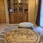 The White House Guest house 3*