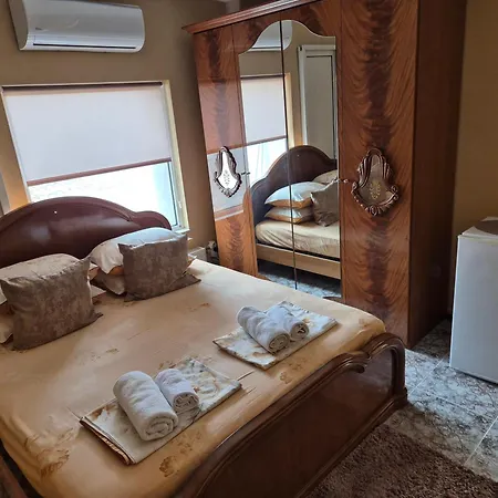 The White House Несебър